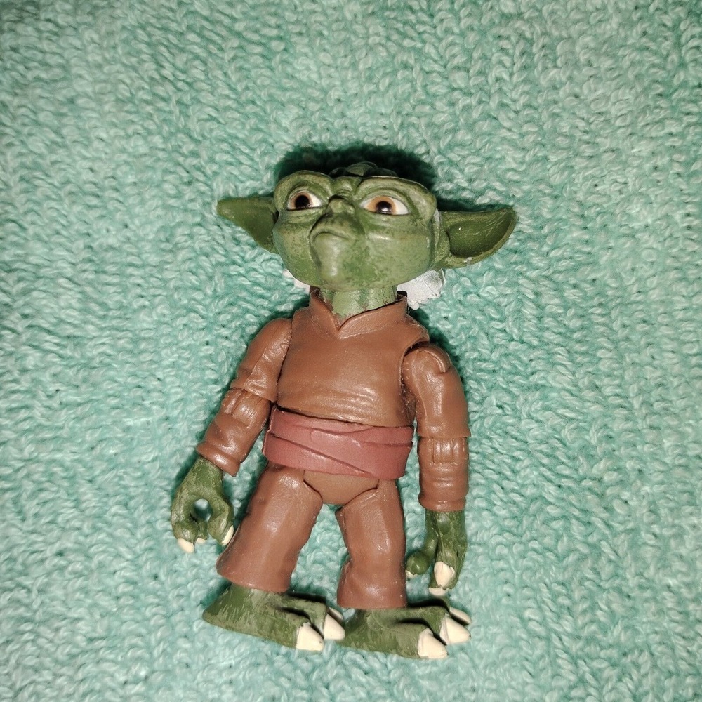 Star‎ Wars Clone Wars Yoda 2009 Hasbro Action Figure 2" Collectors Wars Stars